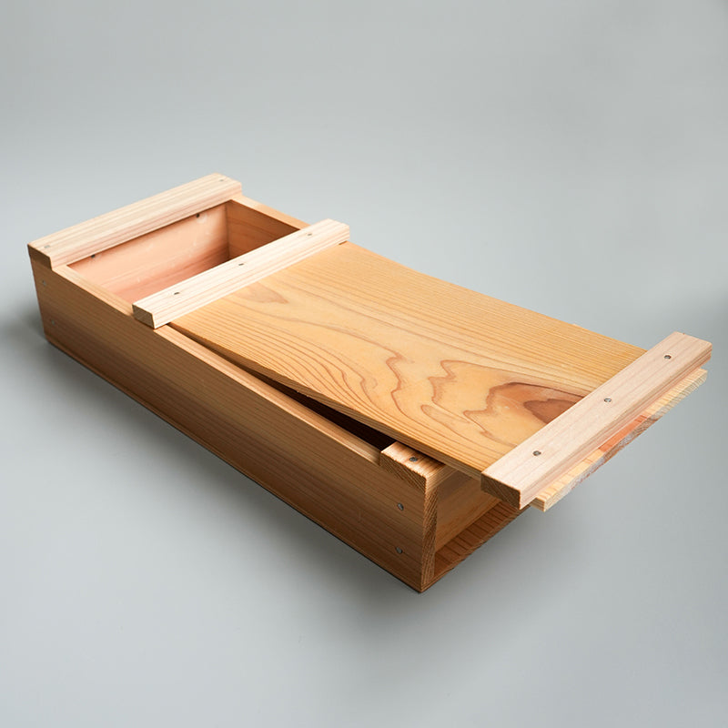 杉の道具箱/カワカミタンス店