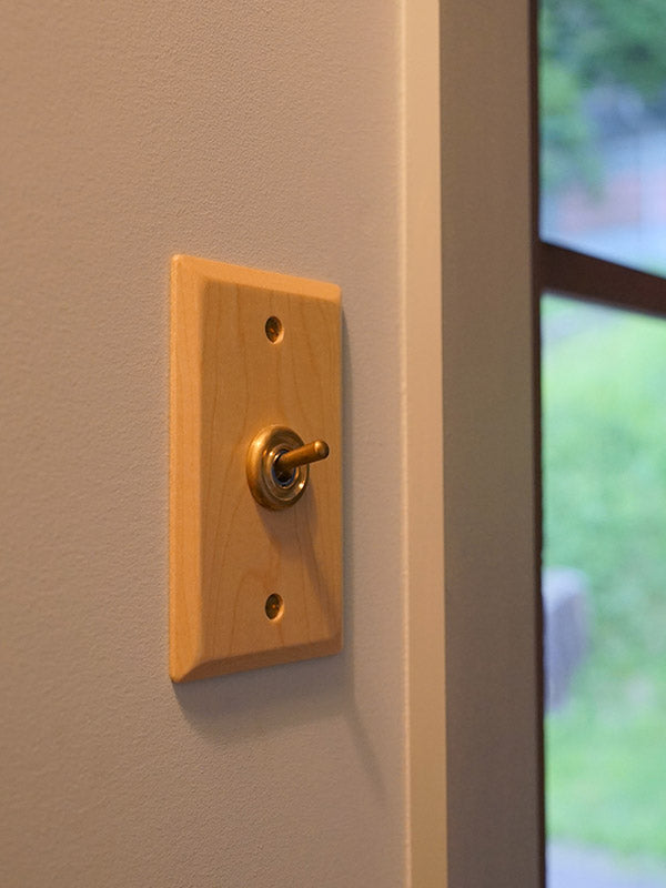 ウッデンプレートスイッチ メープル