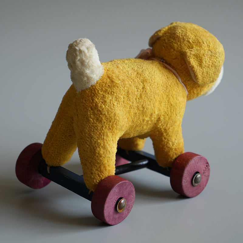 Germany 犬のおもちゃ