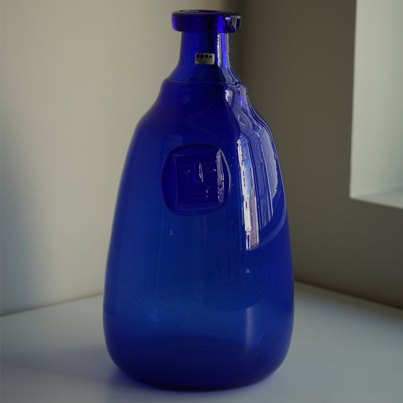 Erik Hoglund／Boda／Blue Bottle
