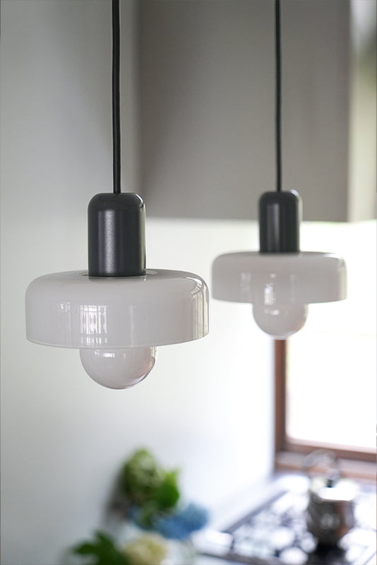 ルンナ ガラスペンダントライト GRY | AXCIS ONLINE