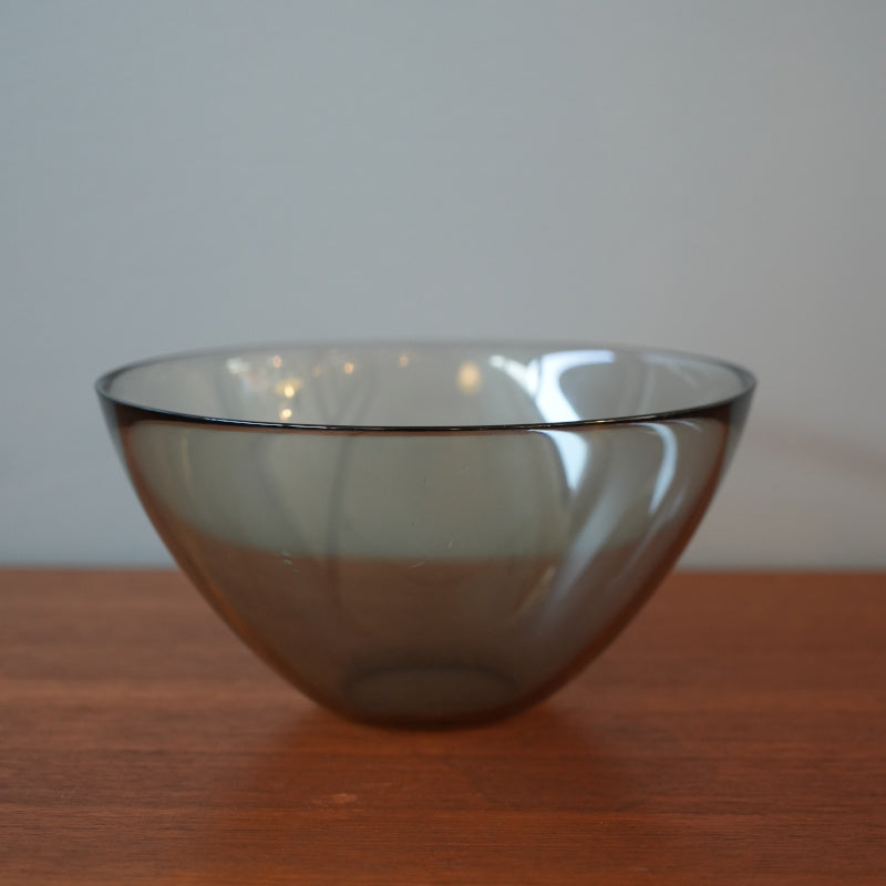 Seven Plamqvist Fuga Bowl