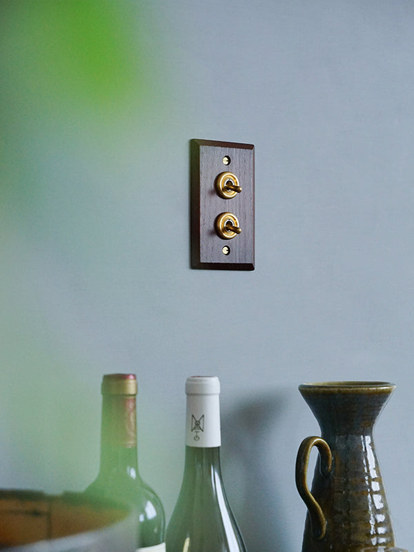 ウッデンプレート2スイッチ アッシュ | AXCIS ONLINE