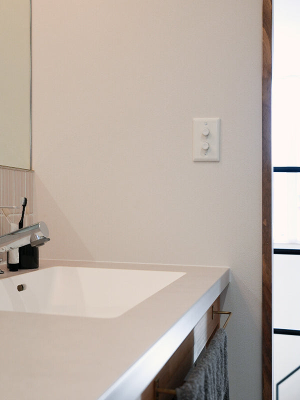 セラミックプレート2プッシュスイッチ ホワイト