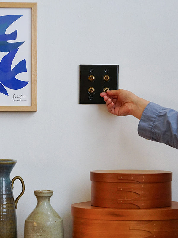 セラミックプレート4トグルスイッチ ブラック | AXCIS ONLINE