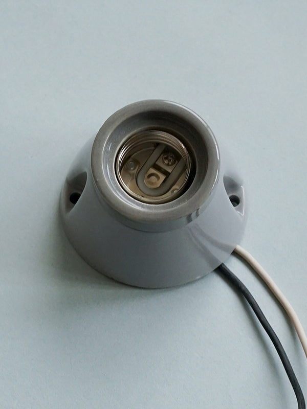 セラミックソケット アングル グレー | AXCIS ONLINE