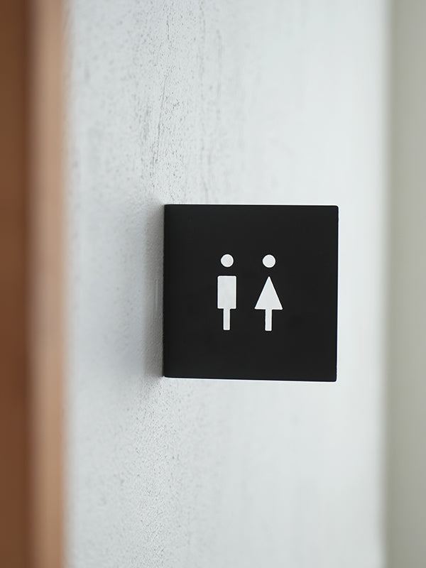 壁出しサイン Toilet