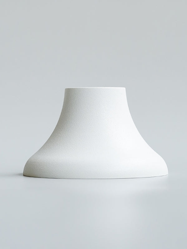 Flare ceiling light