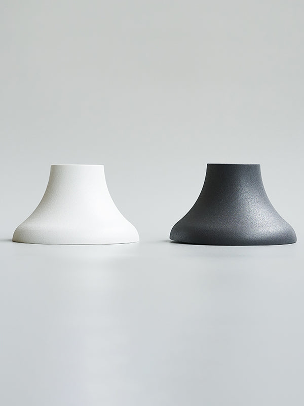 Flare ceiling light