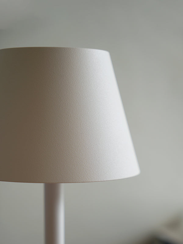 PLANTE portable lamp WH