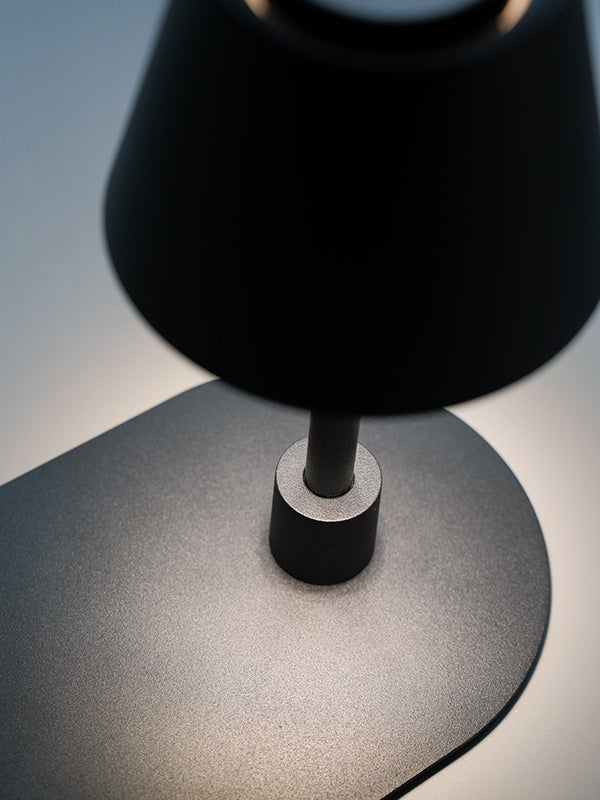 PLANTE portable lamp BK