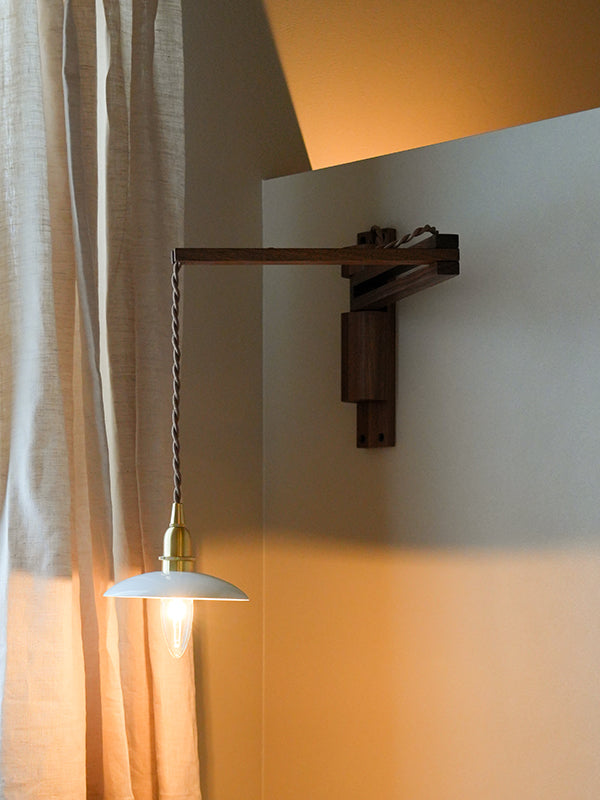 バスライトイヤー　(ウォルナット) 2脚 Wood Bracket ZIG | AXCIS ONLINE