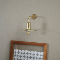 KT brass bracket light