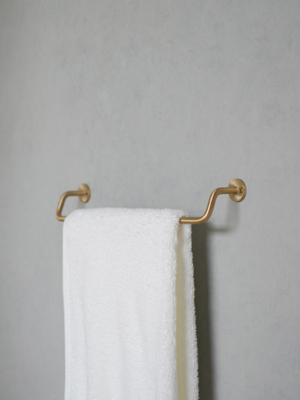 KT brass towel holder