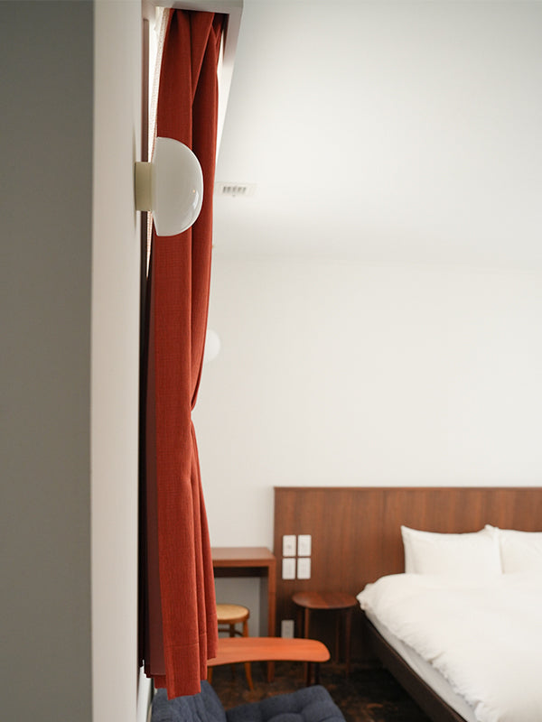 Joo bracket light WH | AXCIS ONLINE