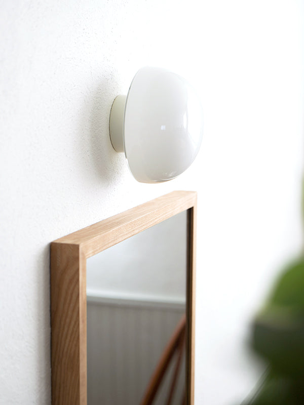 Joo bracket light WH | AXCIS ONLINE