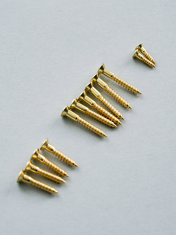 送料無料！真鍮（ブラス）製スイッチボックス！ブラスホルダー！管121631 トグルスイッチ 電気スイッチ 真鍮トグル4スイッチ プレート 約