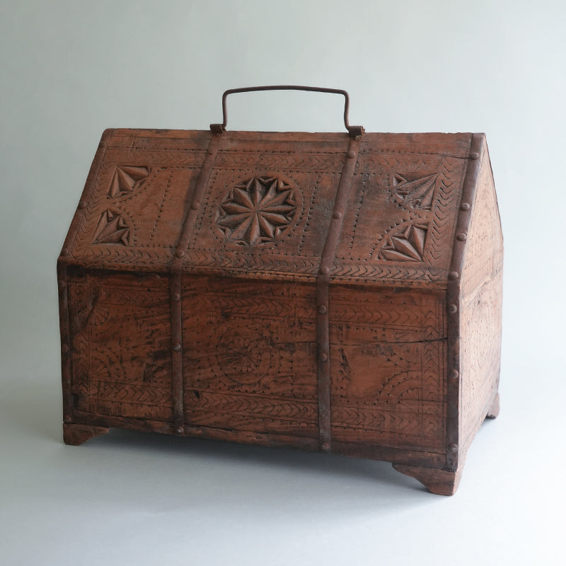 Marriage Dowry Box/India