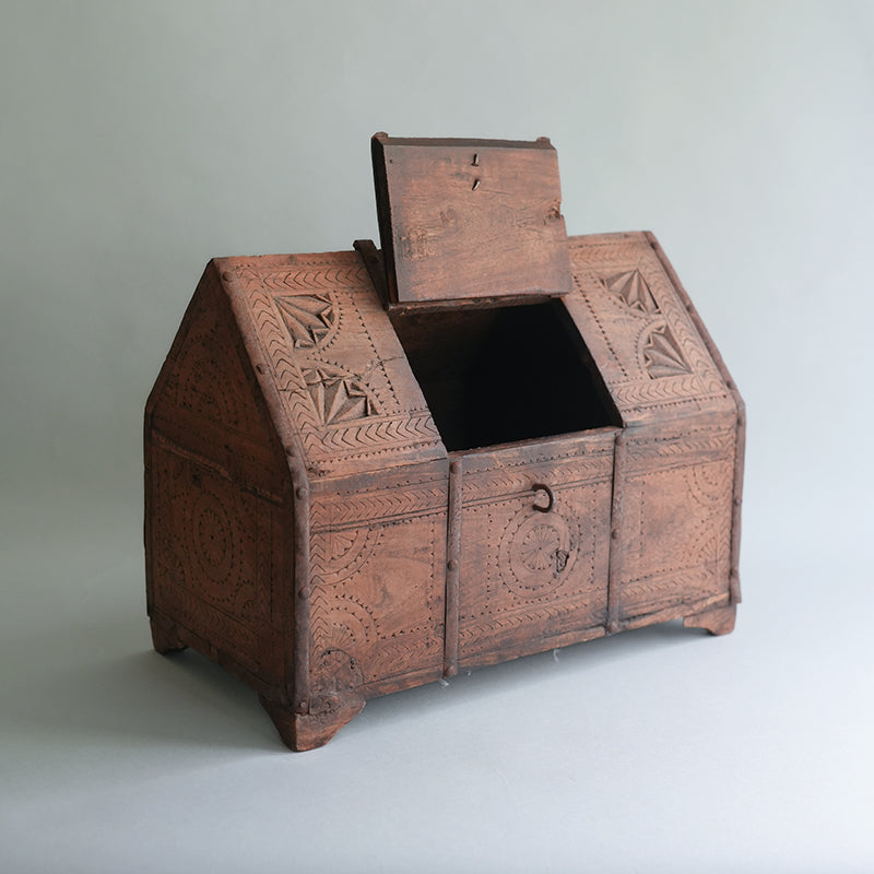 Marriage Dowry Box/India