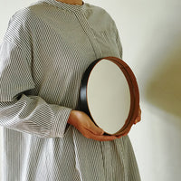 シェーカーラウンドミラー ブラック