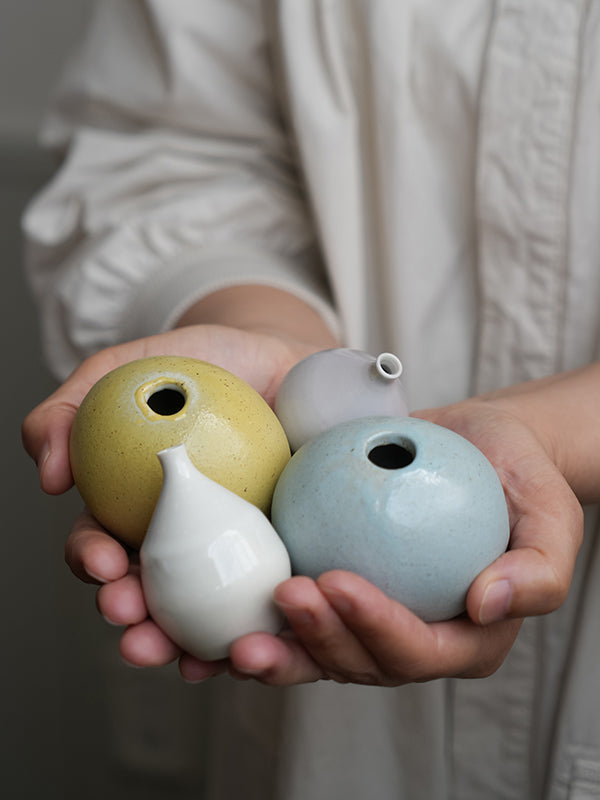 ホワイト　石　球体 Amazon.co.jp: 美しい白い大理石の球天然石とミネラル水晶の装飾ホーム