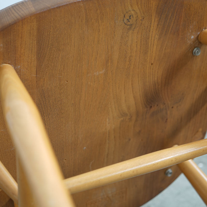 ERCOL　クエーカーアームチェア NT
