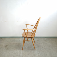 ERCOL　クエーカーアームチェア NT