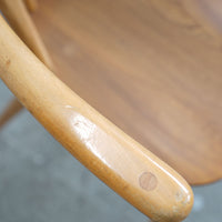 ERCOL　クエーカーアームチェア NT