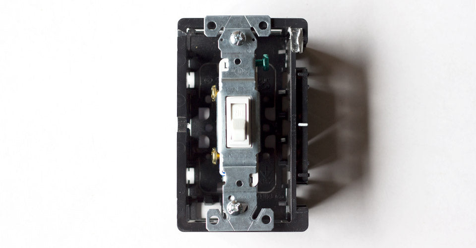 RUSTY FOUR CUP LIGHT アイアンブラック黒プルスイッチライト HERMOSA RUSTY 4 CUP LIGHT / ハモサ ラスティ 4カップライト